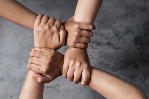 Amante, Comediante e Realista: Arquétipos que Fortalecem a Conexão Humana